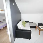 Rooms And Apartment Luana